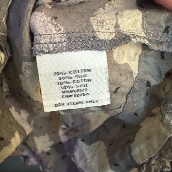 UO Kimchi Blue size Medium floral short sleeve like new condition - Picture 4 of 4